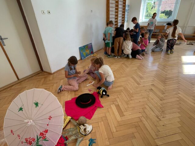 Obrázek k příspěvku Projektový den - Cesta kolem světa