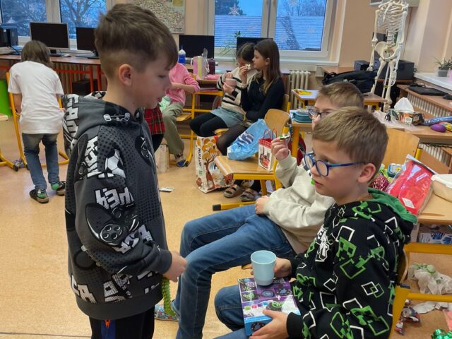 Obrázek k příspěvku Pozdní Ježíškování